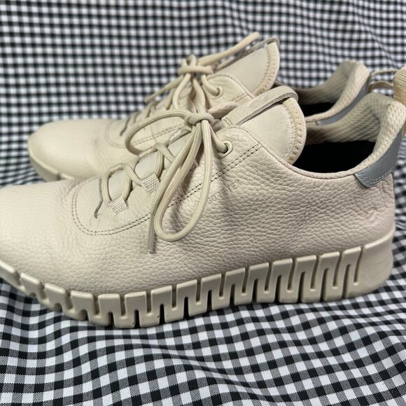 ECCO Gruuv Women's Leather Gore-Tex Sneaker Beige White Walking EU 39 US 8.5 - Picture 3 of 6